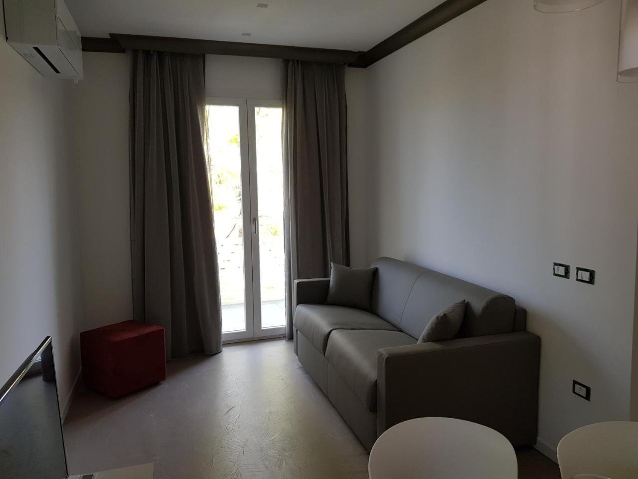 Venus Suites Cervia Buitenkant foto