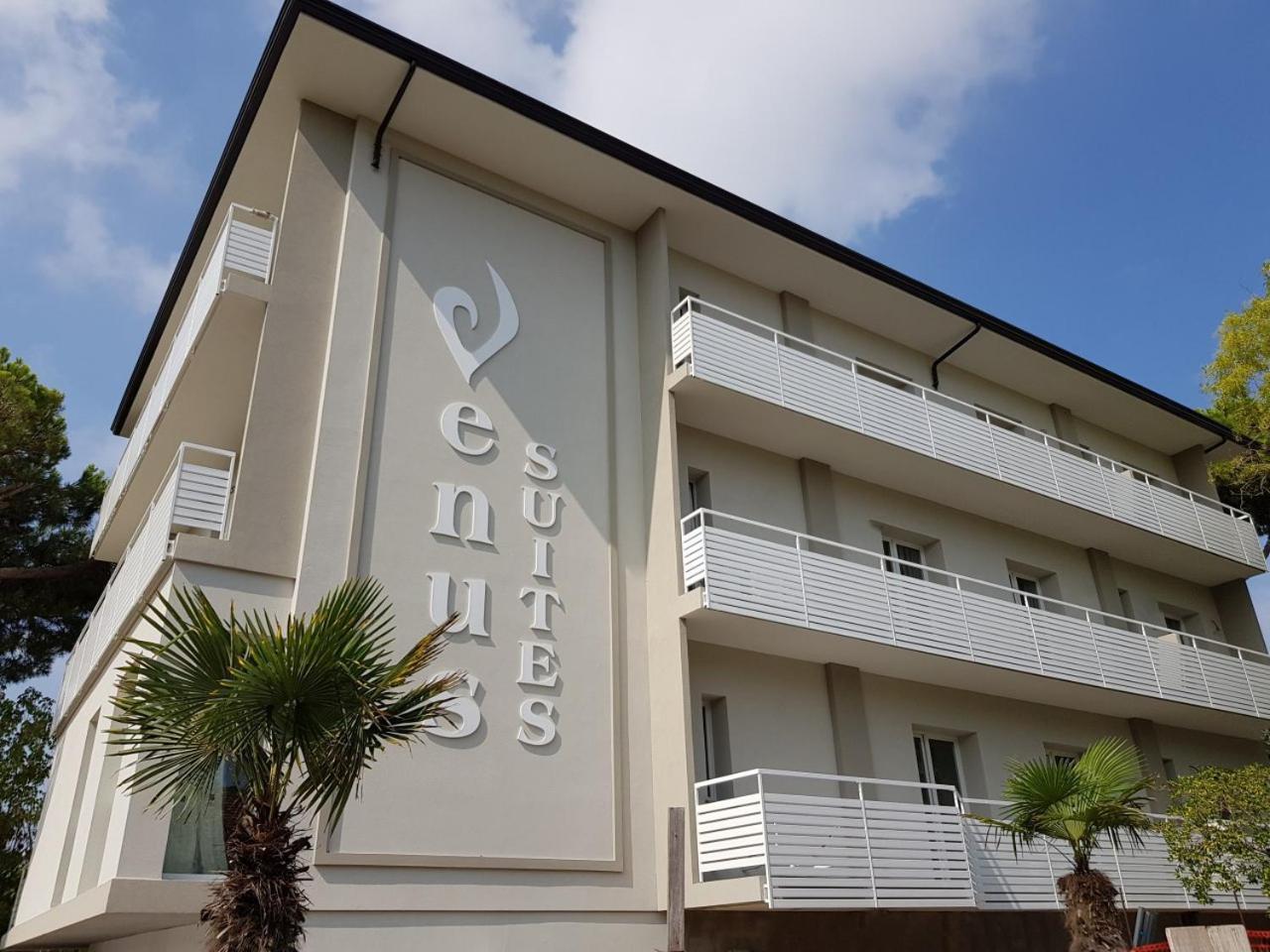 Venus Suites Cervia Buitenkant foto